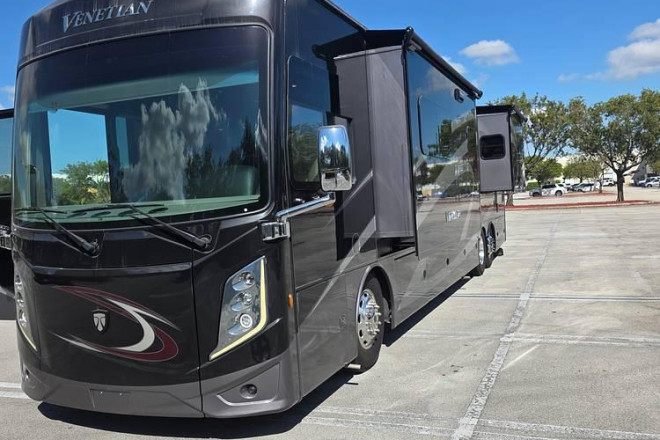 2021 Venetian B42