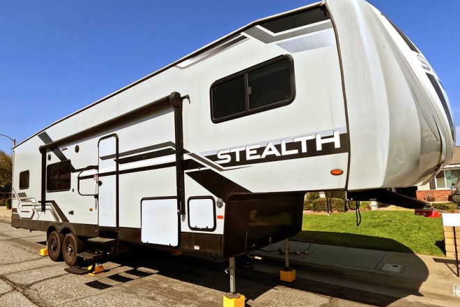 2022 Stealth 3217G