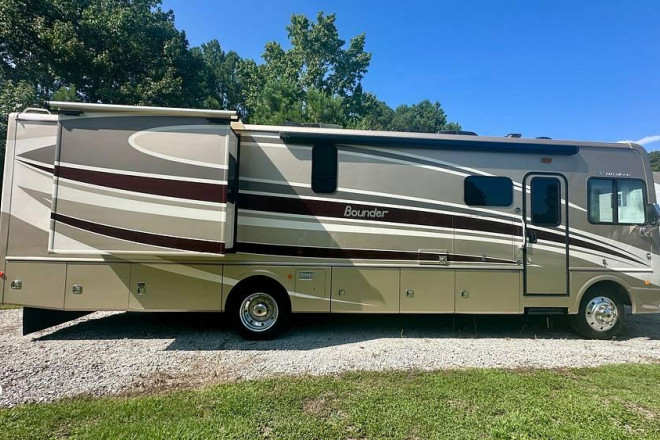 2016 Bounder 35K
