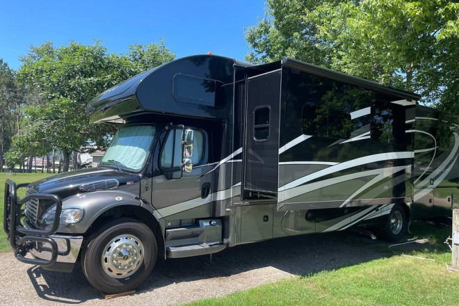 2019 Seneca 37TS