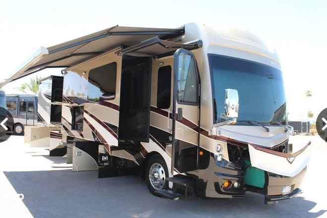 2018 Discovery 40D LXE