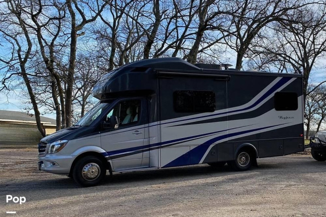 2019 Wayfarer 25QW