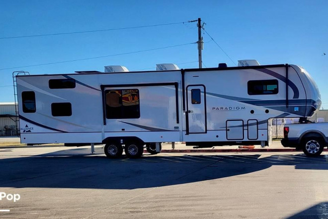 2024 Paradigm 395DS