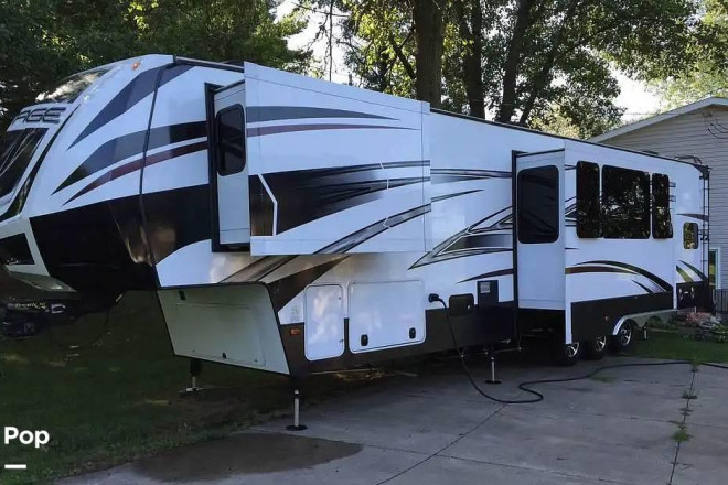 2015 Voltage 3990