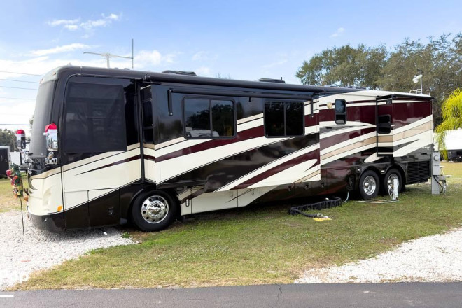2008 Dutch Star 4320