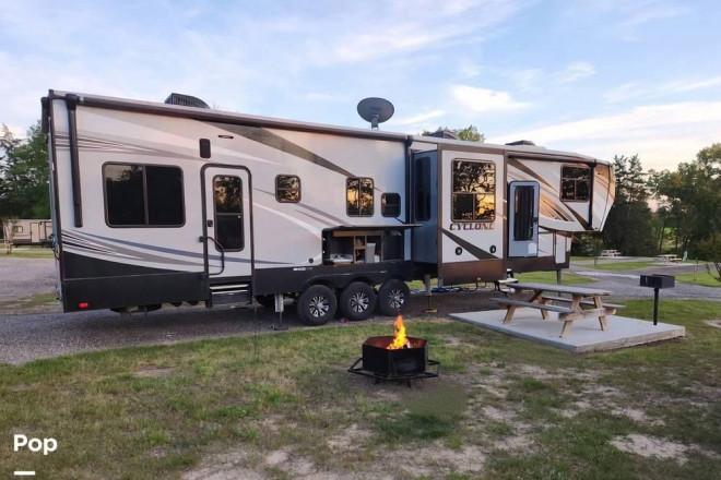 2018 Cyclone 4005