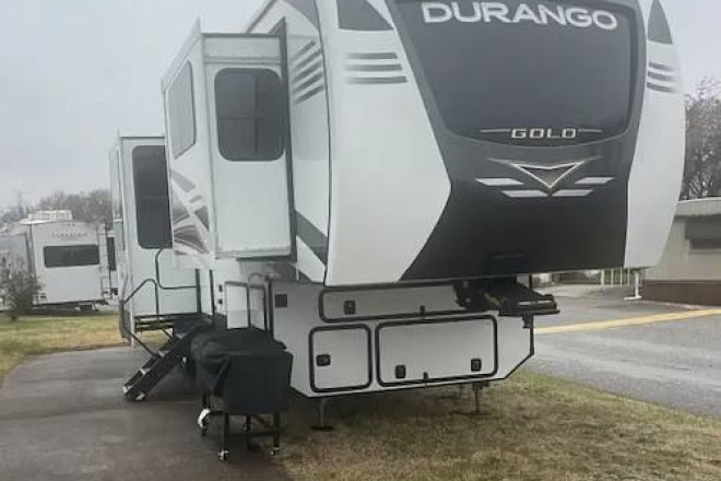 2021 Durango Gold G386FLF