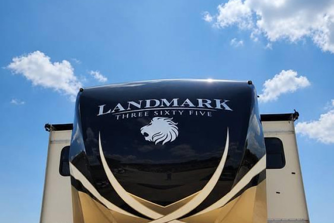 2018 Landmark Madison 365