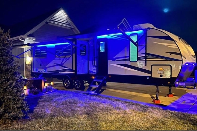 2022 Cherokee Alpha Wolf 26RL-L
