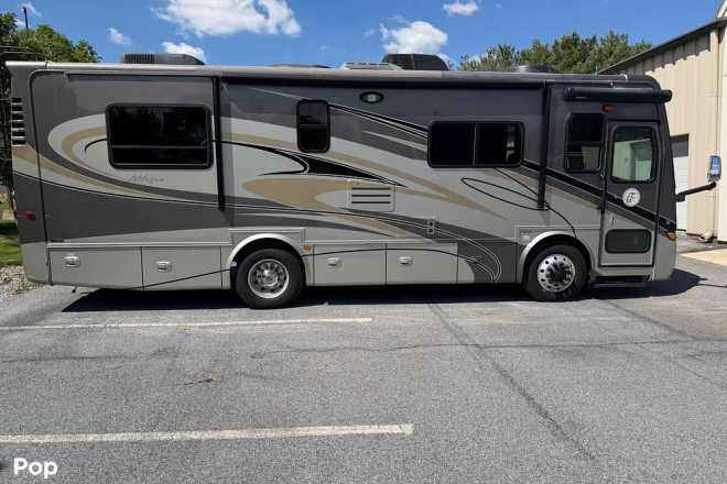 2011 Allegro Breeze 28BR