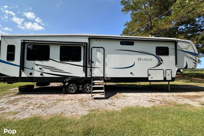 2022 Wildcat 369 MBL