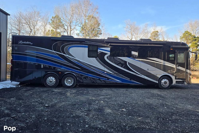 2018 Berkshire XLT 43C