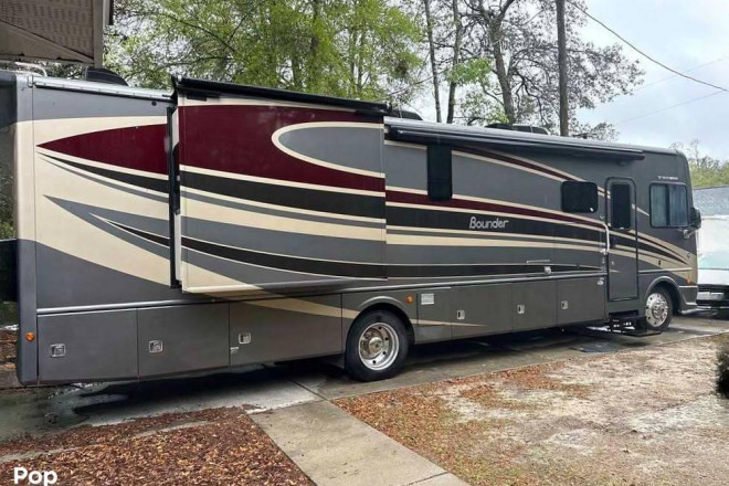 2016 Bounder 35K