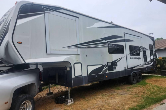 2019 Attitude 3221CKG
