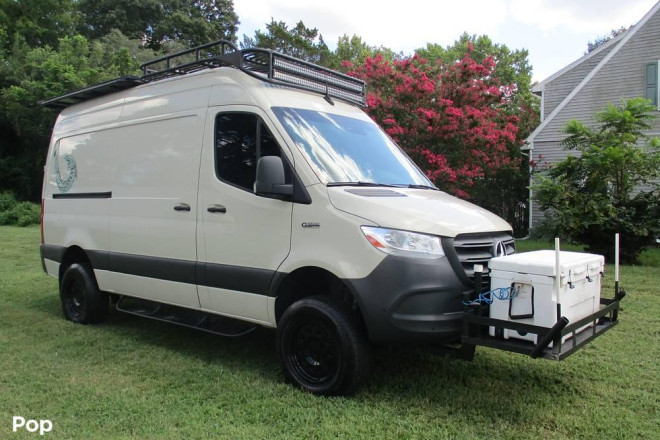 2022 Sprinter 2500 High Roof 144WB 4WD