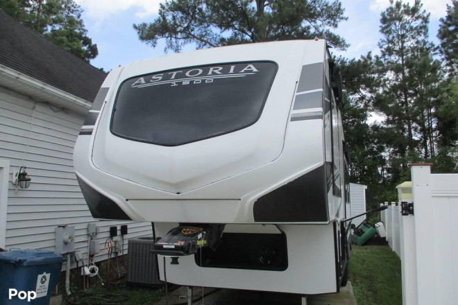 2021 Astoria 2503REF
