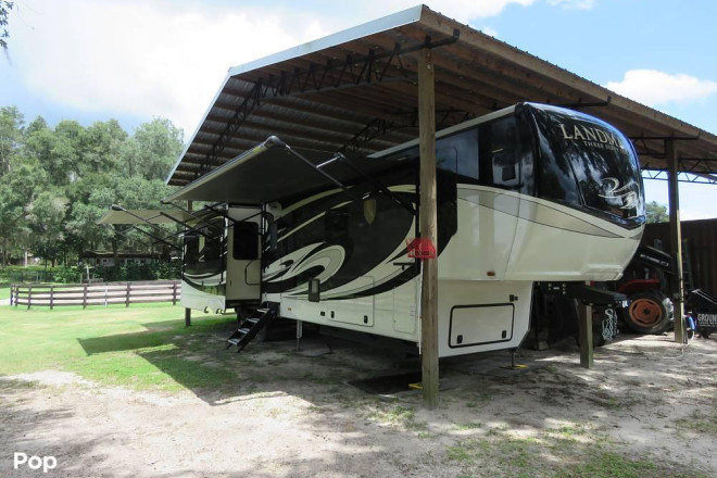 2021 Landmark 365 LM Newport