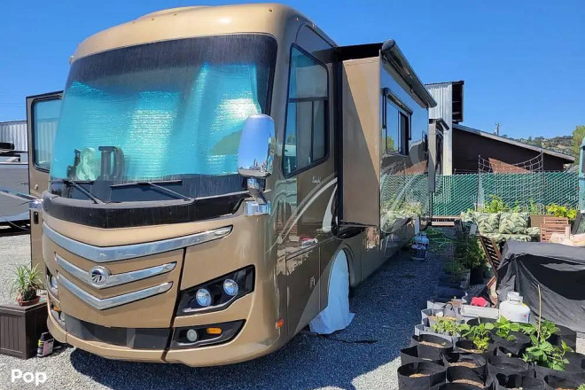 2012 Knight 40PDQ