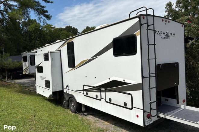 2022 Paradigm M-385FL