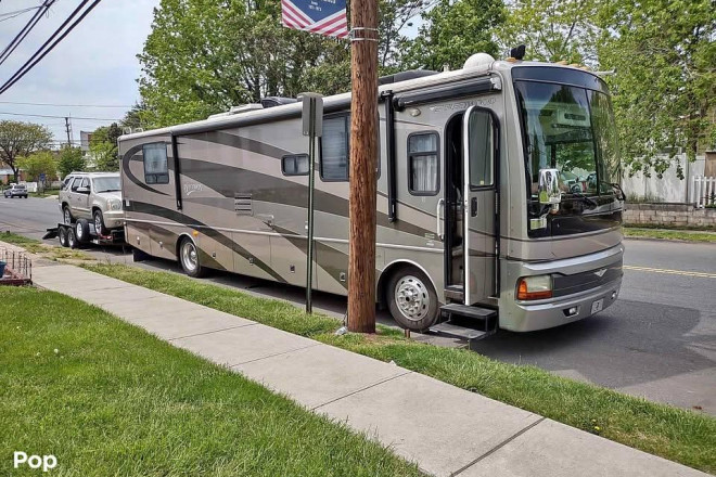 2005 Discovery 38U
