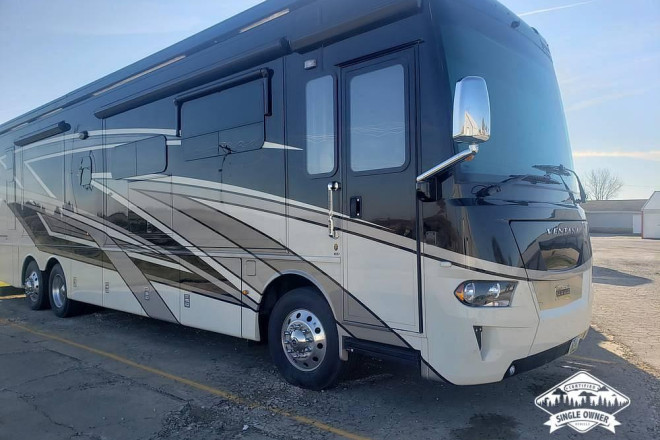 2022 Ventana 4037