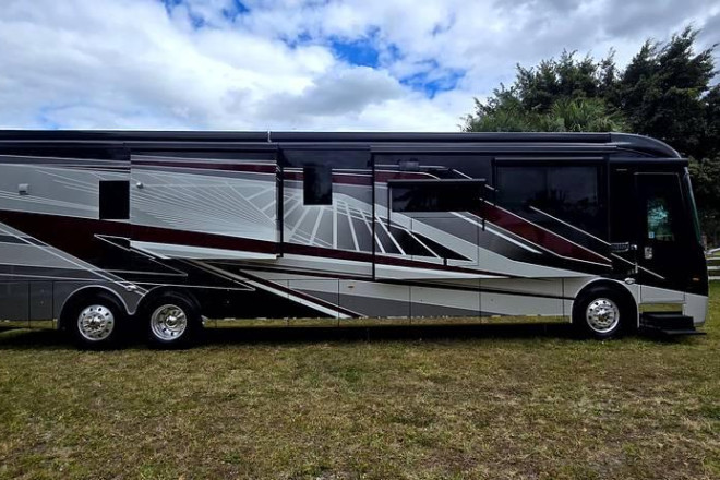 2026 Anthem 44D