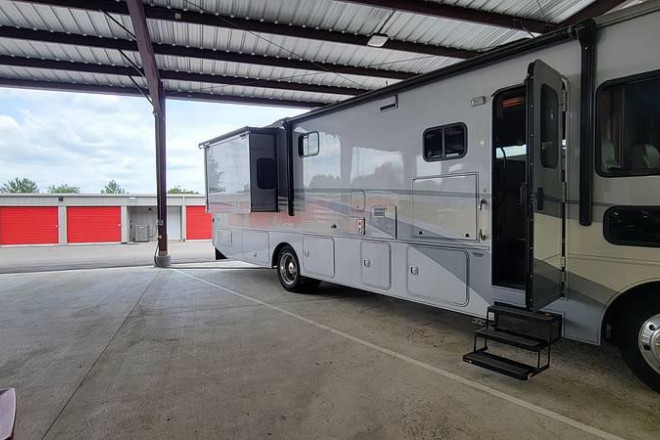 2019 Adventurer 35F