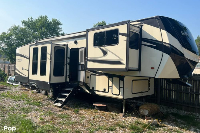 2022 Sanibel 3802WB