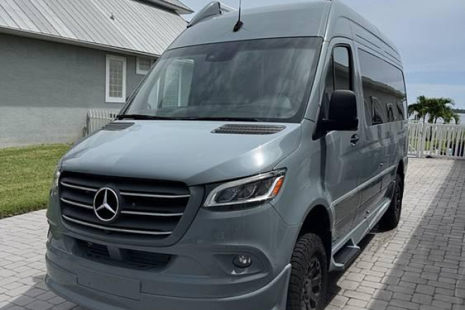 2025 Mercedes Benz Turismo-ion Tour