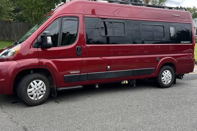 2022 Travato 59KL