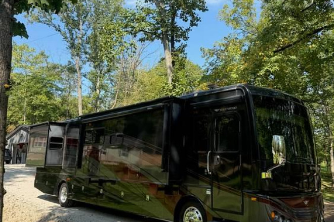 2014 Discovery 40X