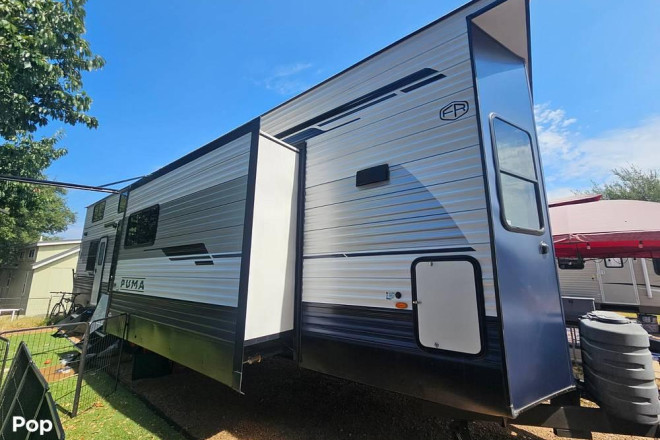 2025 Puma Destination 403LFT Loft