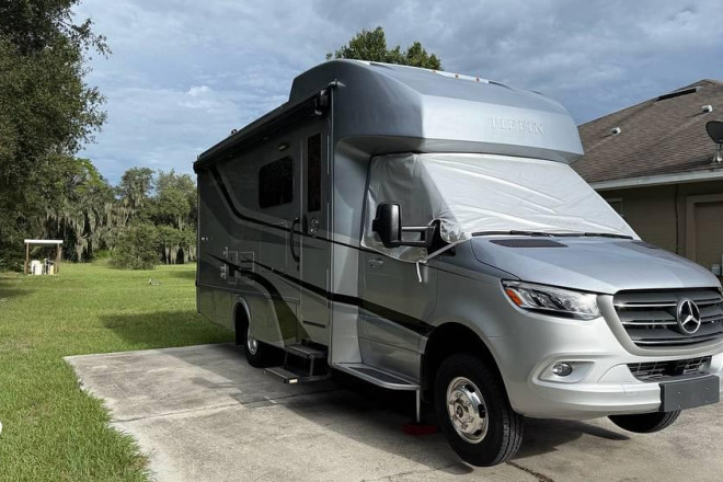 2022 Wayfarer 25RW