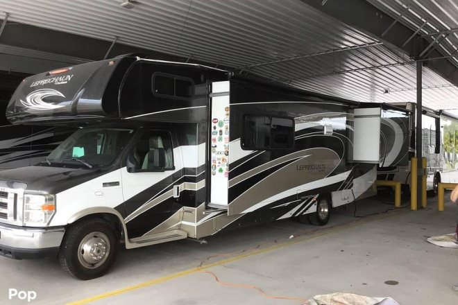 2017 Leprechaun 311FS