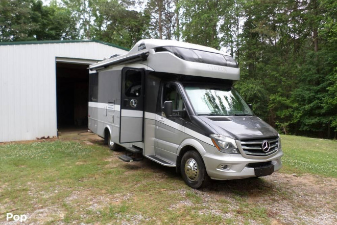 2019 Wayfarer 24FW