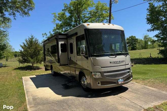 2014 Adventurer 38Q