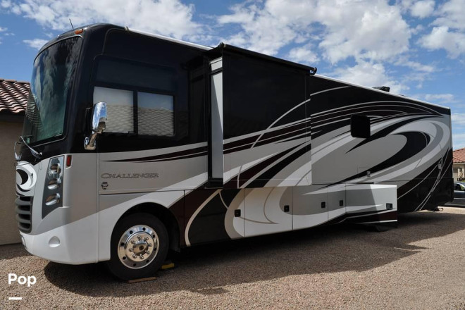 2017 Challenger 37KT