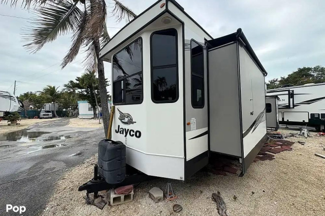 2019 Jay Flight Bungalow 40LOFT