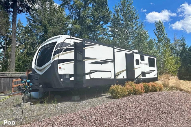 2021 Outback 330RL