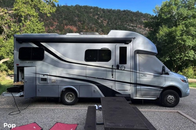 2021 Wayfarer 25LW