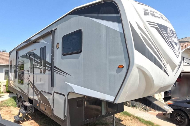 2019 Attitude 3221CKG