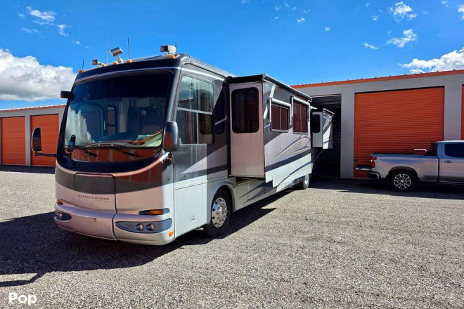 2005 Scenic Cruiser 8408