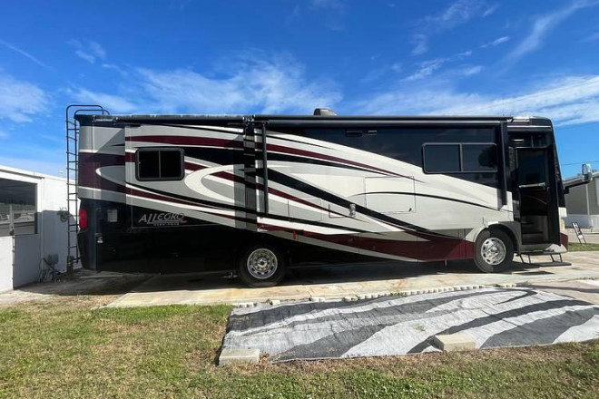 2013 Allegro Red 34QFA