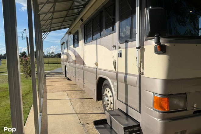1996 Intrigue 40 Wisteria