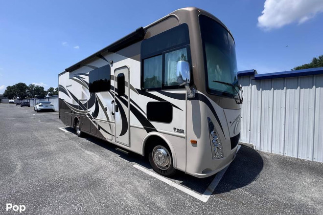 2017 Windsport 29M