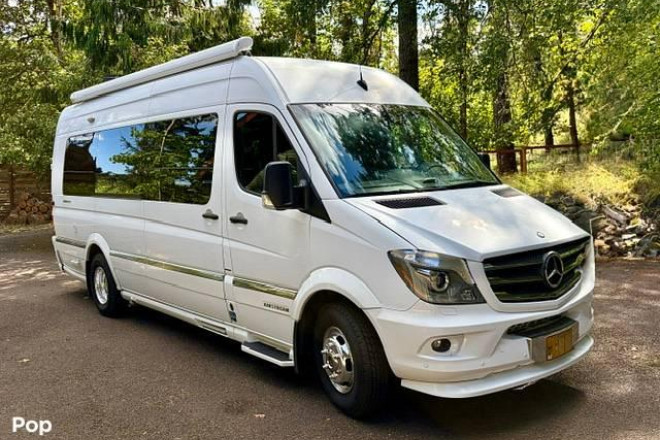 2015 Interstate Lounge Ext
