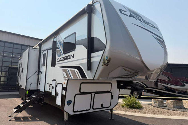 2023 Carbon 418