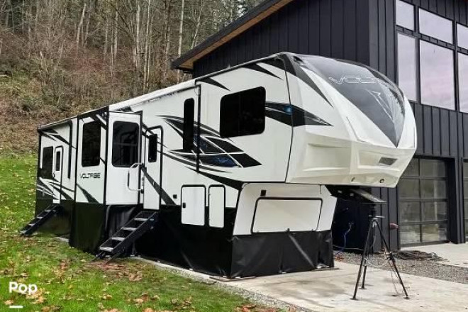2019 Voltage 4115