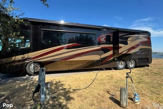 2015 Anthem 42RBQ