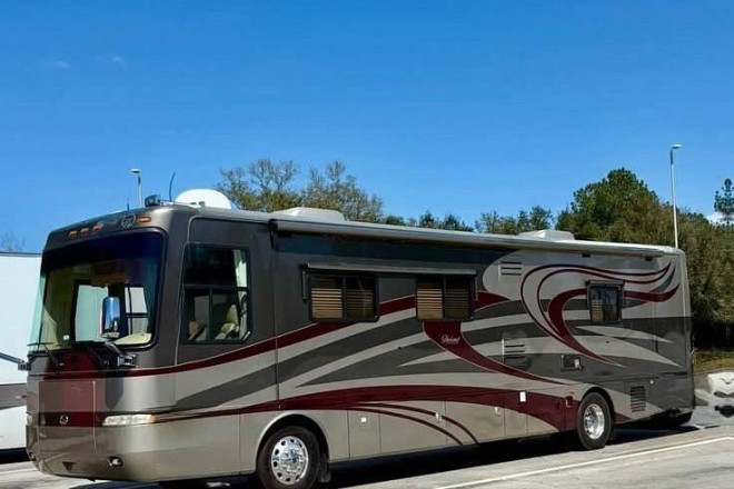 2007 Diplomat 40SFT
